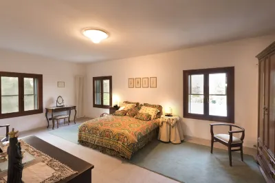 Villa Paola Hotels near Sala Espositiva Portus Aedro