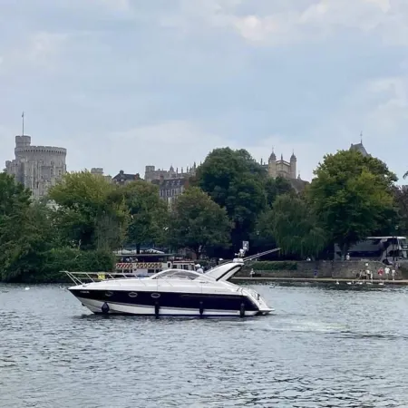 Romantic 3Beds Yacht Escape on Thames