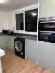 House-Sleeps8-Parking-Garden Hotels in Garforth