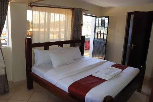 Helsinki Hotel Nyamira - 3 estrellas