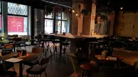 Upstairs Hotel - breakfast