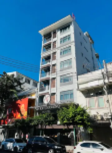 N5 라차웡 호스텔 수안 쿠랍 학교 주변 호텔