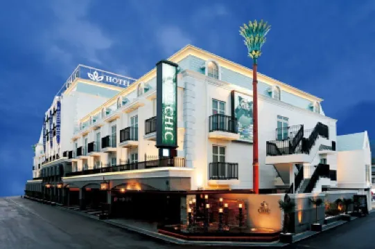 HOTELCHIC Hotel berhampiran Minume Shrine