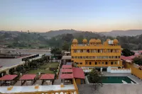 Rawla Ratanpur - Kingfisher Hotel Hotels near Kali Kalyan Dham shakti peeth,Varda