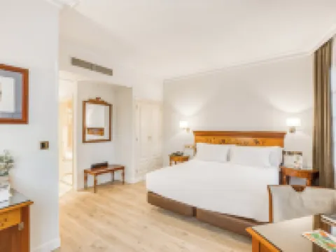 セルコテル アレナル ビルバオ ビルバオのホテル