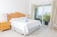 Playa Escondida Beach Club - 3-Star