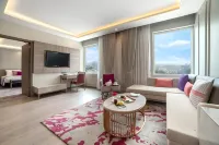 Vivanta Ahmedabad SG Highway Hotels in der Nähe von SATYAMEV GROUP