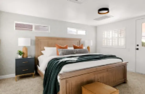 Spacious 5Br Retreat with Heated Pool, Hot Tub, Arcade, Fire Pit & Games