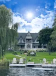 The Saucy Willow Inn and Cottages Hotels in Fenelon Falls