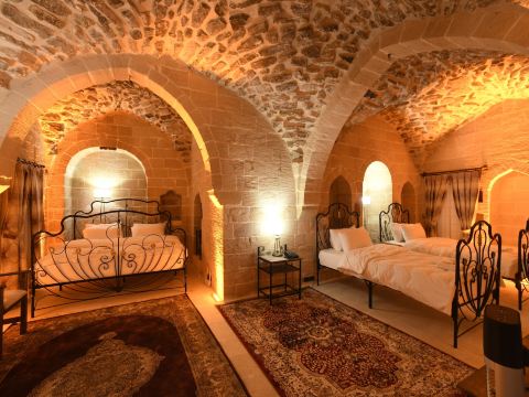 Legacy Mesopotamia Hotel
