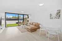Very Very Burleigh - Homestays