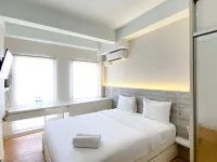 Modern Look and Comfy Studio Patraland Urbano Apartment - Apartments