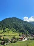 Uzungöl Ozturk Hotel - Bãi đậu xe