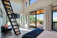 Brand New! Lofted Lookout - gorgeous views near Turner Falls