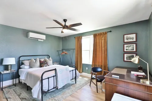 Baby Grand Bungalow in the Historic Downtown SoDa District