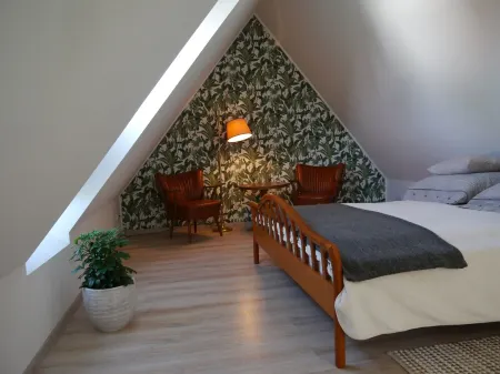 Art and the sea - close to everything