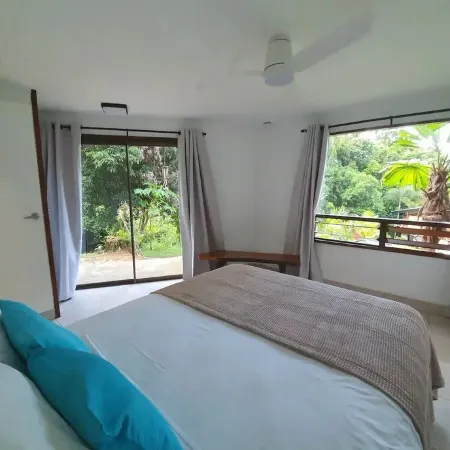 Treeverb Beach House : Hexagonal Beach house in the Daintree