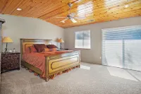 Pinecrest Mountain House! Hot Tub, Tesla Charger, Super close to Pinecrest Lake! Hotels near Dodge Ridge