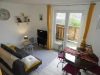 Adorable apartment, completely renovated, bright, 8m² terrace, lovely view.