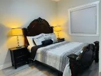 Stylish, clean&cozy new 2 bedroom guest suite