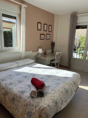 Self catering Llosa for 6 people