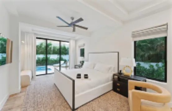 West Palm Beach / Ocean Views, Pool & Hot Tub