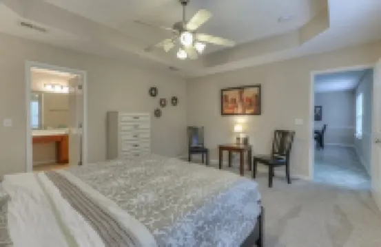 Glenmore-Quiet,  home near EVERYTHING!