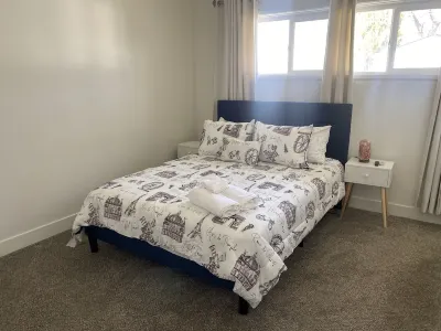 Beautiful 3 bedrooms house by SLCC Hotels near Taylorsville Utah Temple