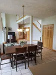 Cozy 4 bedroom Luxury Villa retreat in Appleton.