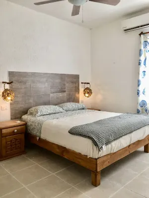 Casita Colibri, an eco chic house with a vacation feel and the comforts of home Hotels near Malecon