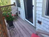 Tranquil studio apartment on peaceful lake in Maine