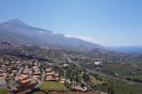 Last minute offer -WLAN freeTOP terrace apartment on the beach heated pool