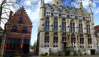 Studio Havenzicht on top location in the historic town of Veere فنادق في 