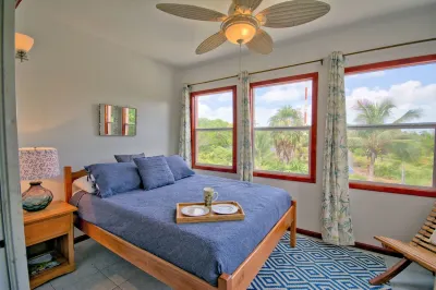 Private Chef Included,PrivateBeach,PrivatePool,WiFi,2Kayak,2GolfCarts, Boat&Capt