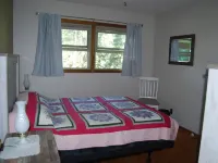 Cozy Home with Million Dollar Mountain and River View Hotels in Pend Oreille County