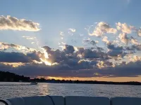 This is a VACATION spot with a million dollar view! Hotels in Fox Lake