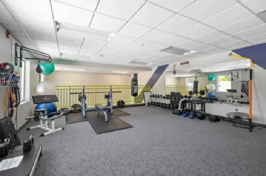 Amenities•Gated•Lake Keowee•Super Clean