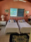 Sonido Del Mar, Island Retreat, 9 minute walk to the beach