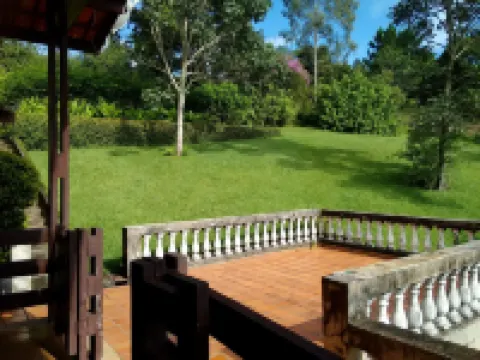 5 Bedroom House with BEAUTIFUL View of Pedra Grande