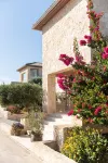 Exceptional villa with pool on the seafront