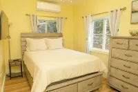 Cozy accommodations in a great location. Hôtels à : 