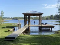 Shore Thing Waterfront Home with private covered boat dock on Toledo Bend