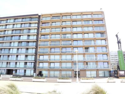 Apartment in Nieuwpoort Near Sandy Beaches