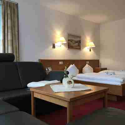 Gut-Hotel Pommernhotel Barth Rooms
