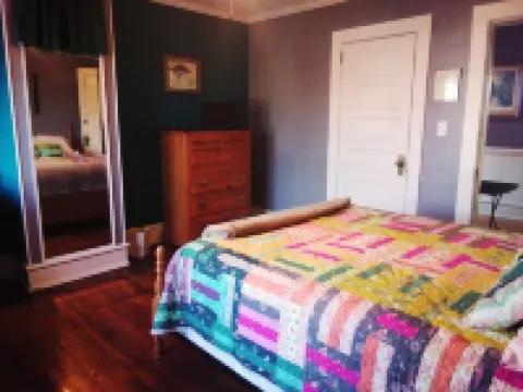 Hunter House Bed and Breakfast