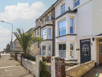 First Light Hotels near Oulton Broad North