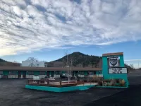 Raton Pass Motor Inn Hotels in Raton