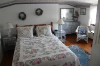 Sea Breeze Inn Beach Rentals