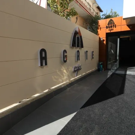 Agate Hotel Отели рядом с достопримечательностью «Аксарай»