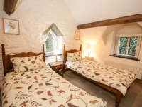 Nant Cottage Hotels near The Grey Mare's Tail